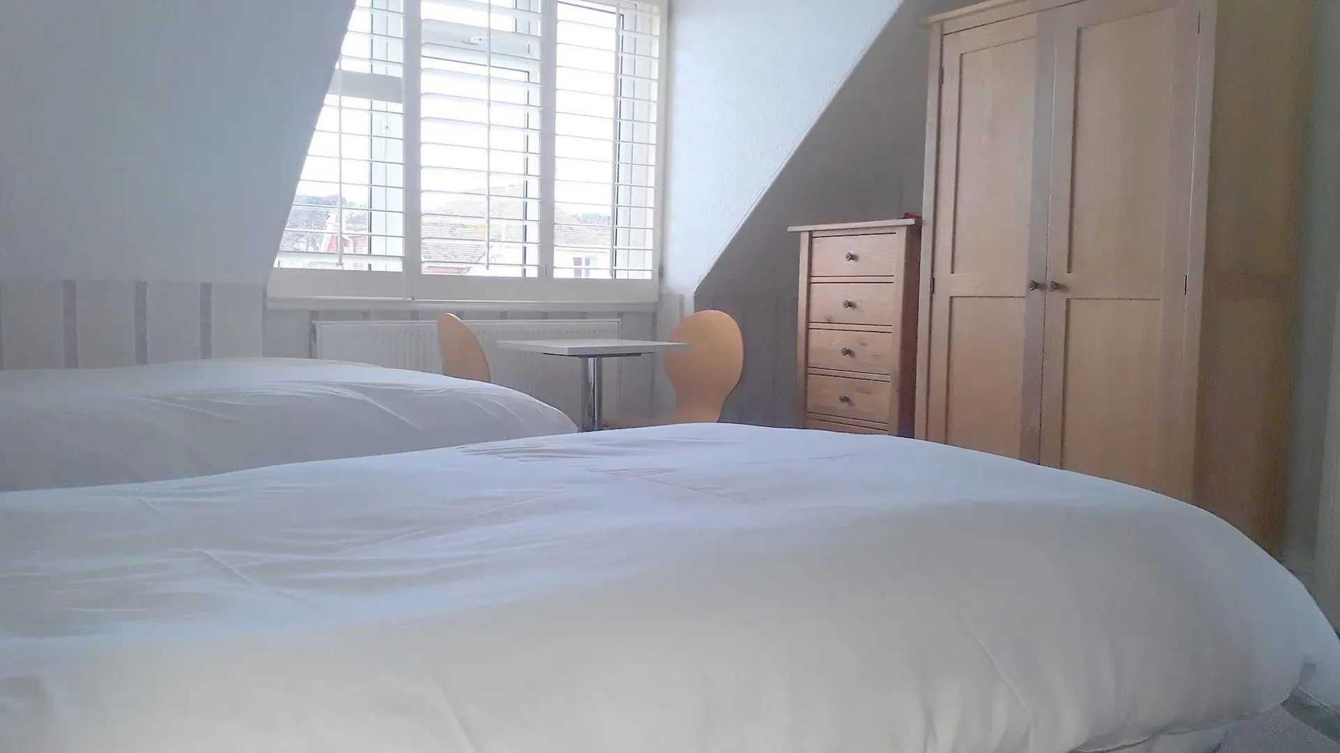 Crossroads Hotel Bournemouth 3*,