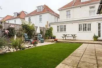 Crossroads Hotel Bournemouth