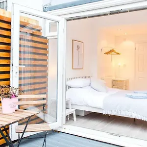 The Annexe Apartment